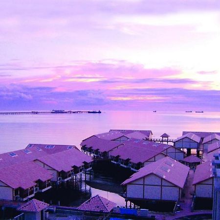 Port Dickson Private Unit Chalet エクステリア 写真